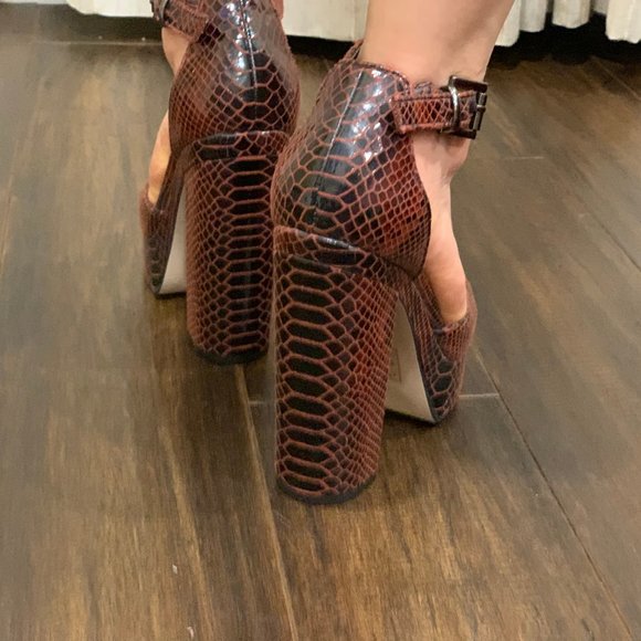 OFFICE London Snakeskin Platform Heels Sz 7.5 - Picture 5 of 5